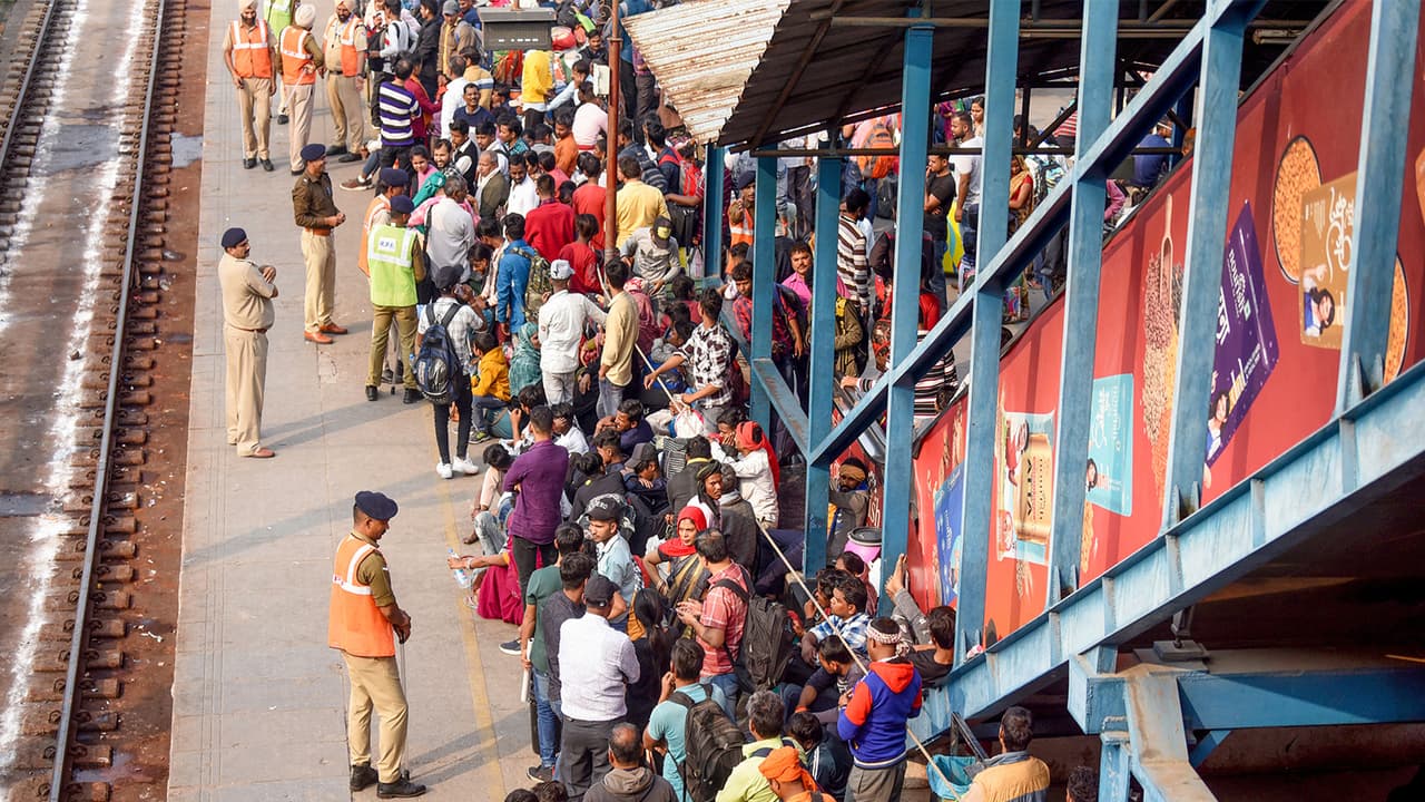 New Delhi Railway Station (FilePhoto/ANI) New Delhi Railway Station (FilePhoto/ANI)