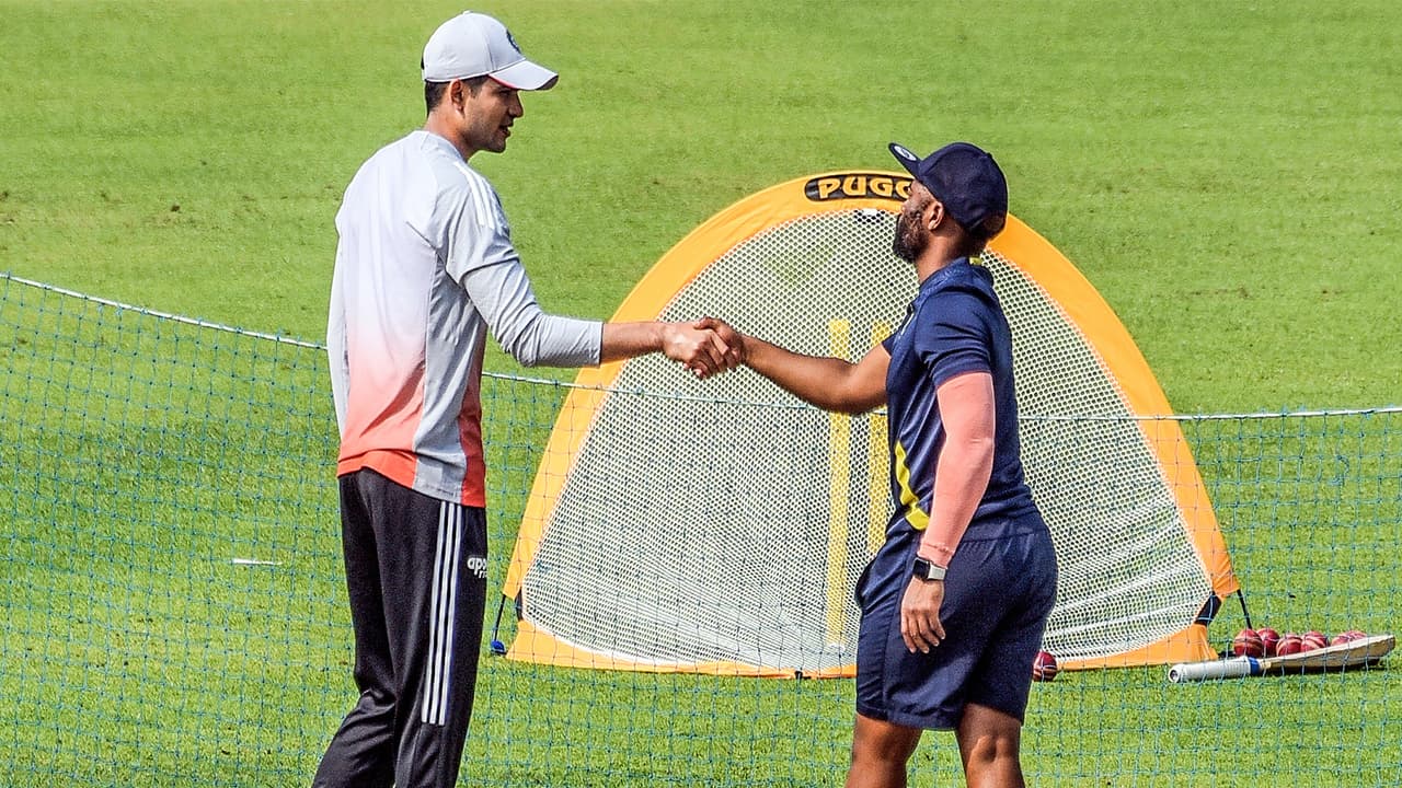 India captain Shubman Gill with South Africa skipper Temba Bavuma (Photo/ANI)