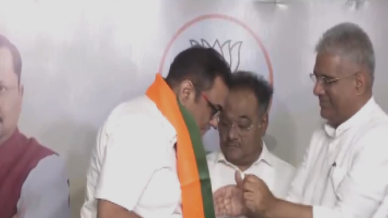 Bankim Chandra descendant Sumitra Chattopadhyay joins BJP(Photo/ANI) Bankim Chandra descendant Sumitra Chattopadhyay joins BJP(Photo/ANI)