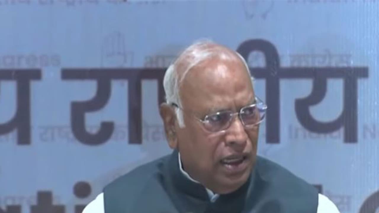 Congress President Mallikarjun Kharge (Photo/ANI) Congress President Mallikarjun Kharge (Photo/ANI)