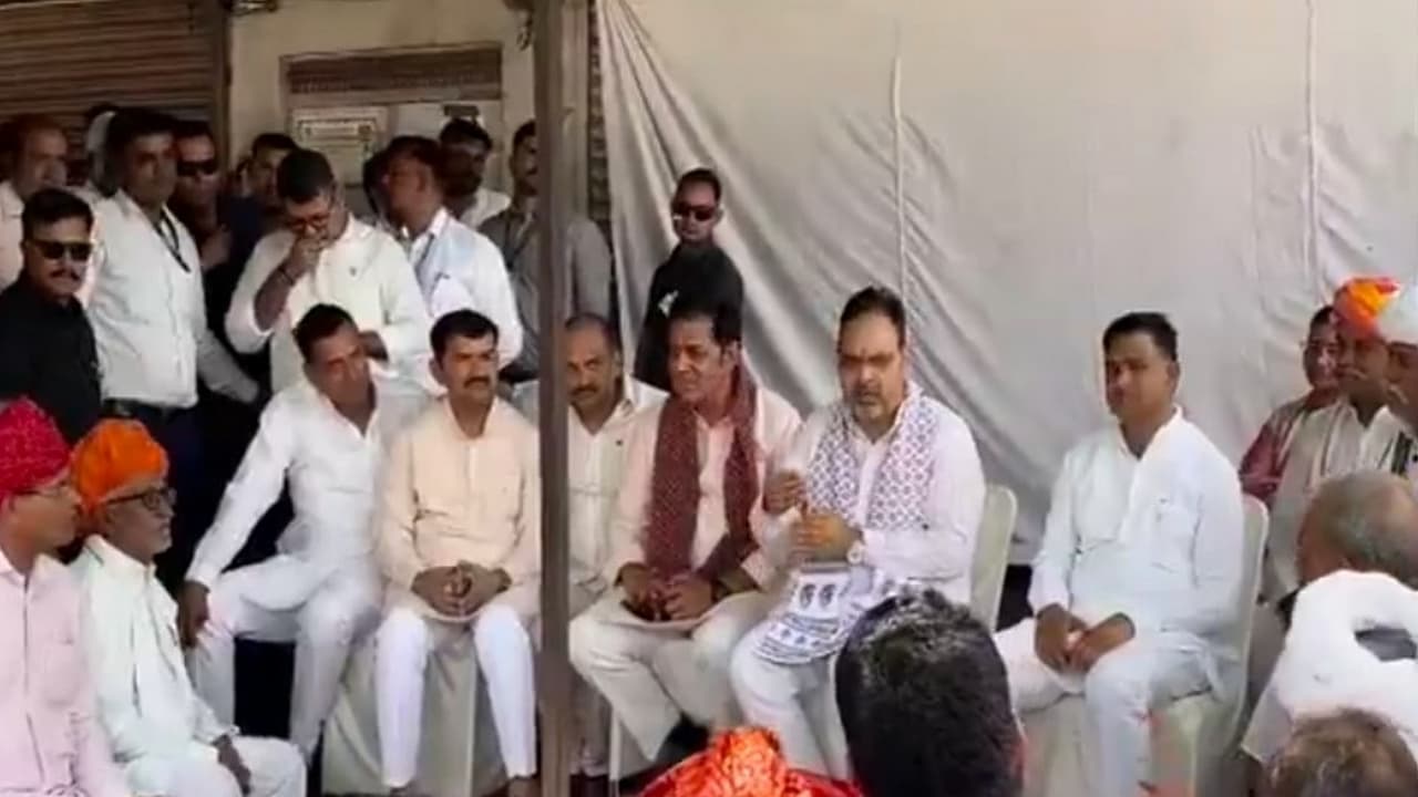 Rajasthan CM Bhajanlal Sharma interacts with people (Photo/ANI) Rajasthan CM Bhajanlal Sharma interacts with people (Photo/ANI)