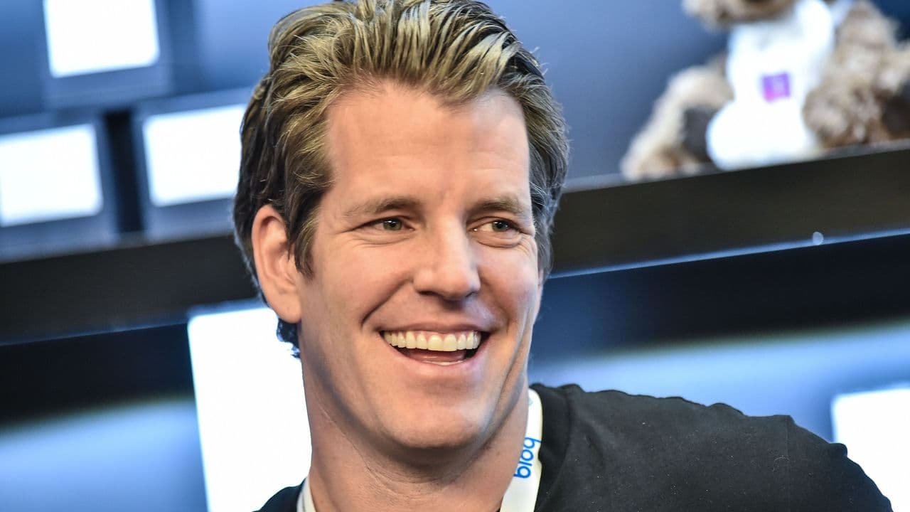 https://stocktwits.com/news articles/markets/cryptocurrency/cameron winklevoss ai trade bitcoin time machine/cZYcKktRJjY https://stocktwits.com/news articles/markets/cryptocurrency/cameron winklevoss ai trade bitcoin time machine/cZYcKktRJjY