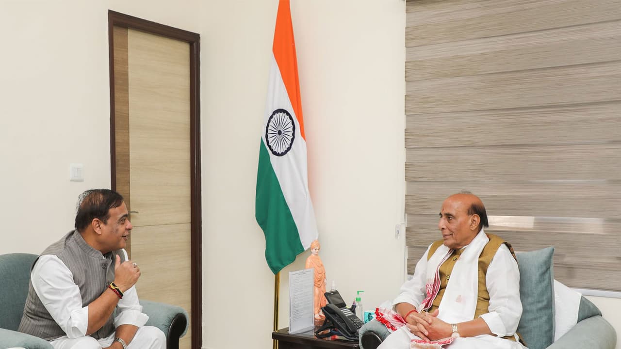 Assam CM Himanta Biswa Sarma and Defence Minister Rajnath Singh (Photo/X@himantabiswa) Assam CM Himanta Biswa Sarma and Defence Minister Rajnath Singh (Photo/X@himantabiswa)