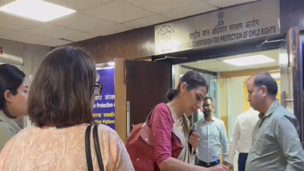 Meta India representatives arrive at NCPCR office over CSEAM advertisement allegations (Photo/ANI) Meta India representatives arrive at NCPCR office over CSEAM advertisement allegations (Photo/ANI)