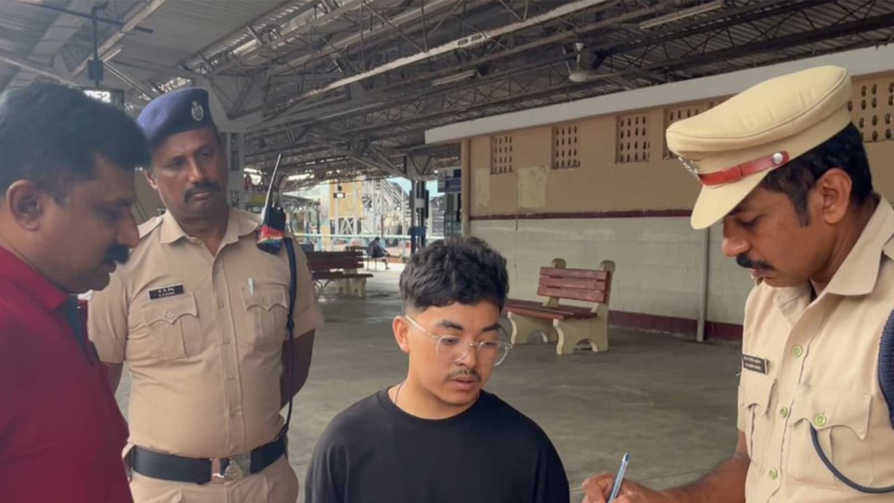 Tattoo artist from Sikkim arrested at Palakkad railway station (Photo/ANI) Tattoo artist from Sikkim arrested at Palakkad railway station (Photo/ANI)