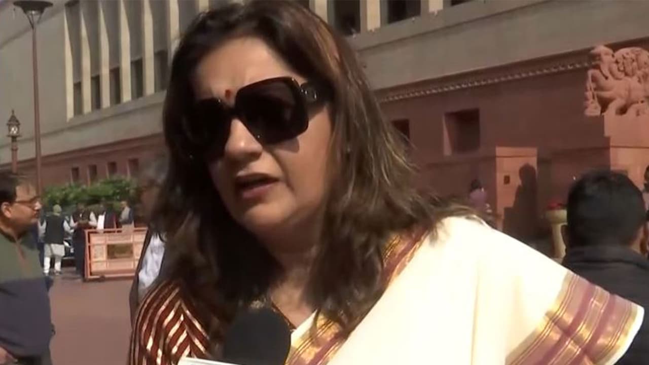 Shiv Sena (UBT) MP Priyanka Chaturvedi (Photo/ANI) Shiv Sena (UBT) MP Priyanka Chaturvedi (Photo/ANI)