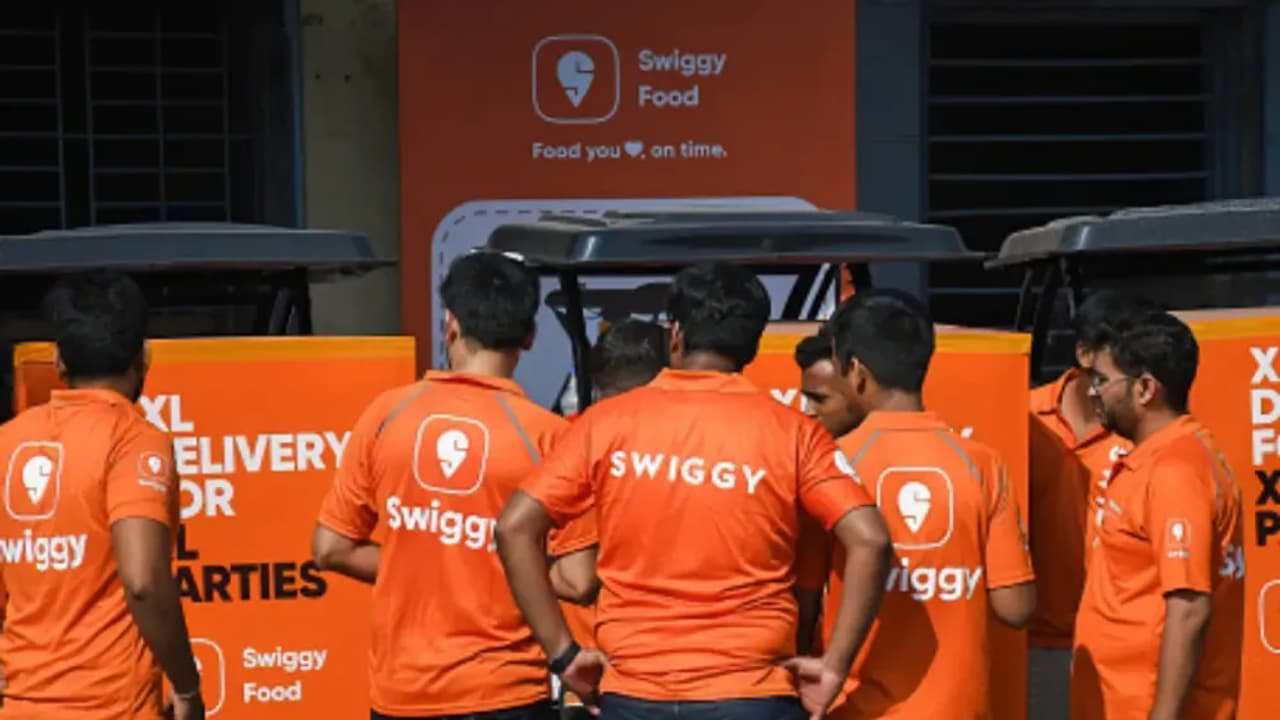 https://stocktwits.com/news articles/markets/equity/sell swiggy says sebi analyst prabhat mittal after q4 loss/chiNRAaRblM https://stocktwits.com/news articles/markets/equity/sell swiggy says sebi analyst prabhat mittal after q4 loss/chiNRAaRblM