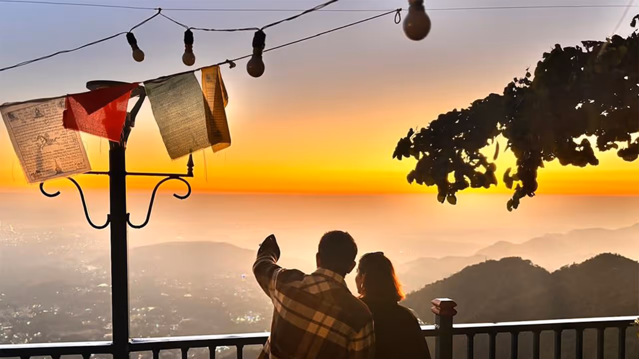 Vikrant Massey, Sheetal Thakur (Photo/Instagram@vikrantmassey)