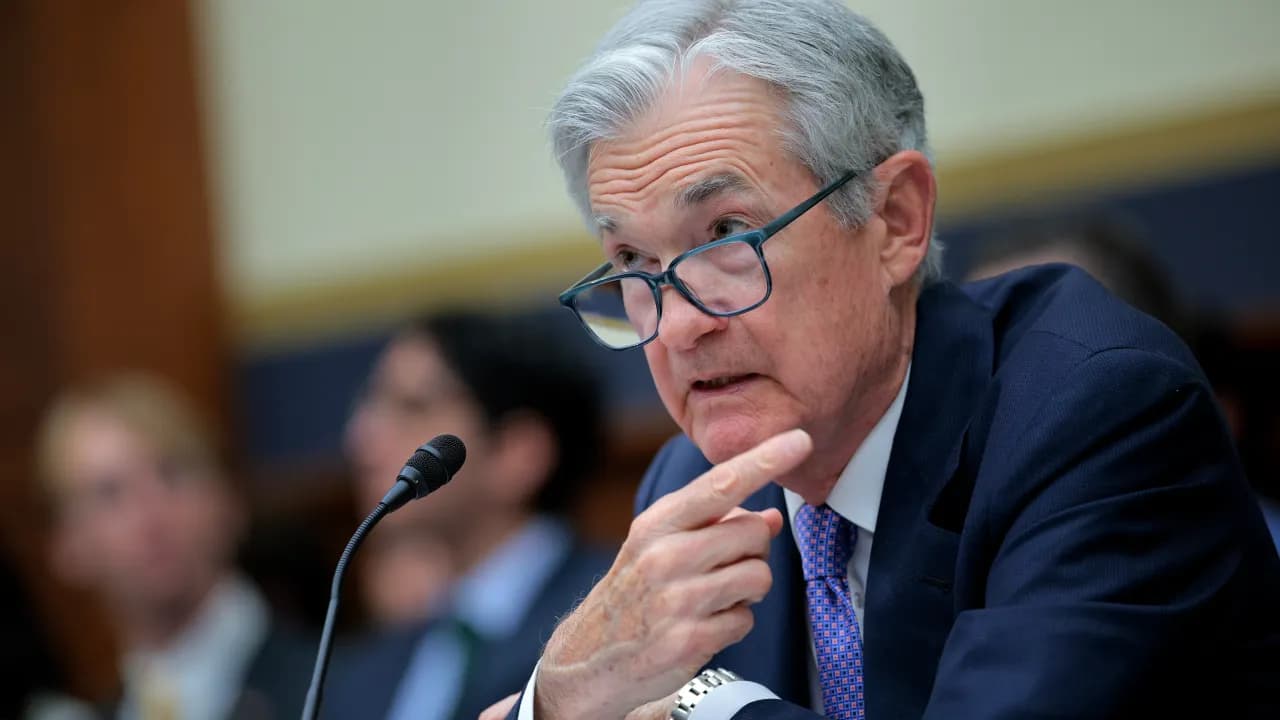 https://stocktwits.com/news articles/markets/equity/fed keeps rates unchanged july 2025/choX9mmR5CK