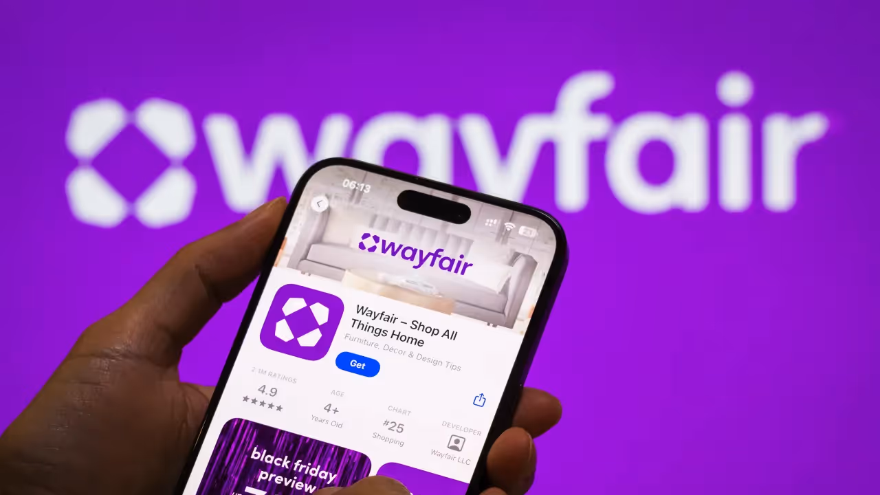 https://stocktwits.com/news articles/markets/equity/wayfair founders cash out again after rally retail traders feel stock looks too pricey/chDlbWXR3EM