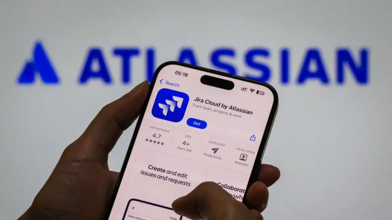 Atlassian Stock Ticks Up In Premarket After Another Analyst Price Target Hike: Retail Mood Lifts