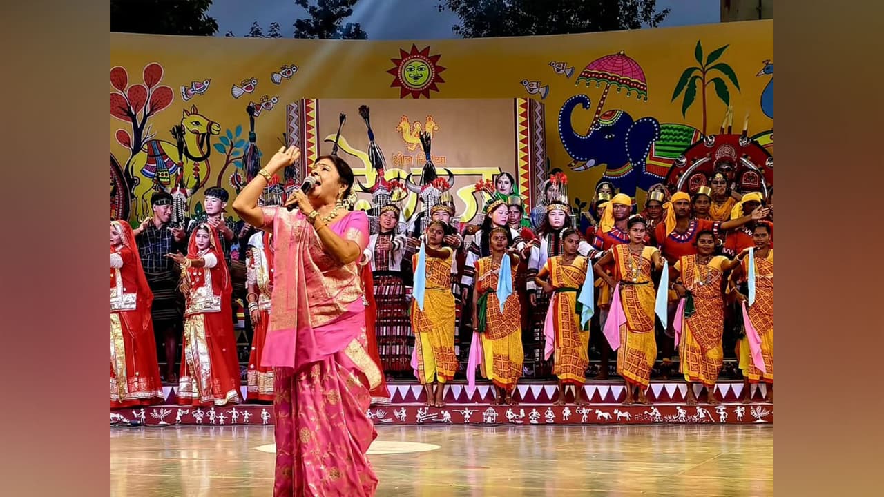 Malini Awasthi (Photo/Instagram@maliniawasthi) Malini Awasthi (Photo/Instagram@maliniawasthi)