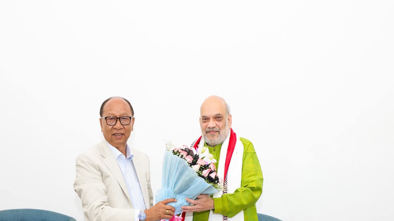 Manipur CM Yumnam Khemchand Singh with Union Minister Amit Shah (Photo/@YKhemchandSingh) Manipur CM Yumnam Khemchand Singh with Union Minister Amit Shah (Photo/@YKhemchandSingh)