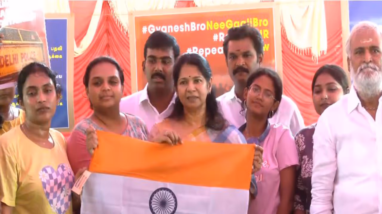 Chennai: DMK MP Kanimozhi Karunanidhi and others protest against SIR, demanding CEC Gyanesh Kumar’s resignation (Photo/ANI) Chennai: DMK MP Kanimozhi Karunanidhi and others protest against SIR, demanding CEC Gyanesh Kumar’s resignation (Photo/ANI)