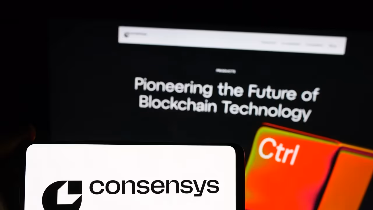 https://stocktwits.com/news-articles/markets/cryptocurrency/this-crypto-firm-plans-to-slash-7-percent-of-its-workforce/ch8MluCR5t9