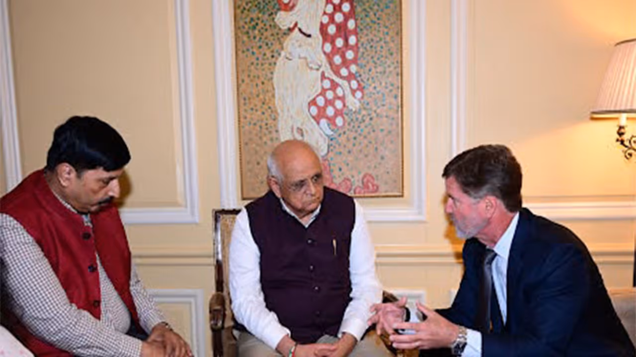 Gujarat CM Patel meets Walmart Executive VP in Washington (Photo/GujaratCMO) Gujarat CM Patel meets Walmart Executive VP in Washington (Photo/GujaratCMO)