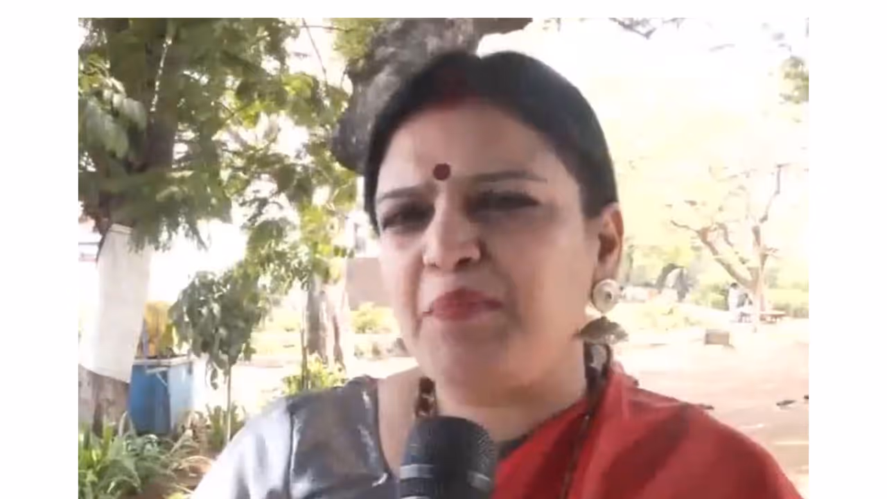 VHRP National Mahila President Yamuna Pathak (Photo/ANI) VHRP National Mahila President Yamuna Pathak (Photo/ANI)