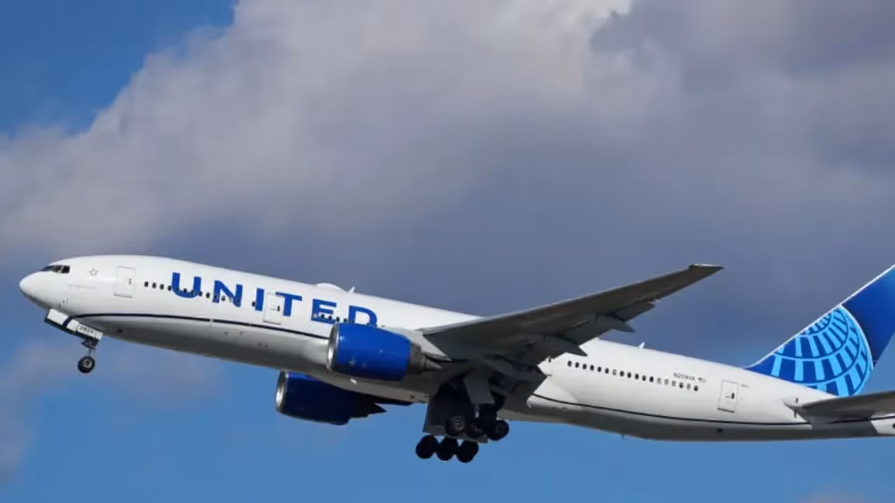 https://stocktwits.com/news articles/markets/equity/united airlines stock slips premarket after q2 revenue miss tepid 2025 outlook/ch8KgGQR5YV https://stocktwits.com/news articles/markets/equity/united airlines stock slips premarket after q2 revenue miss tepid 2025 outlook/ch8KgGQR5YV