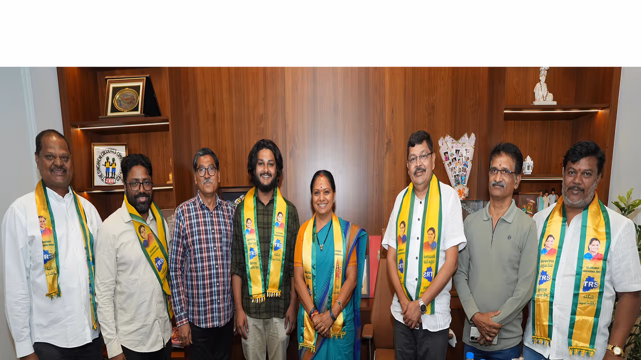Journalist Akash Kolluru joins TRS (Photo/ANI) Journalist Akash Kolluru joins TRS (Photo/ANI)