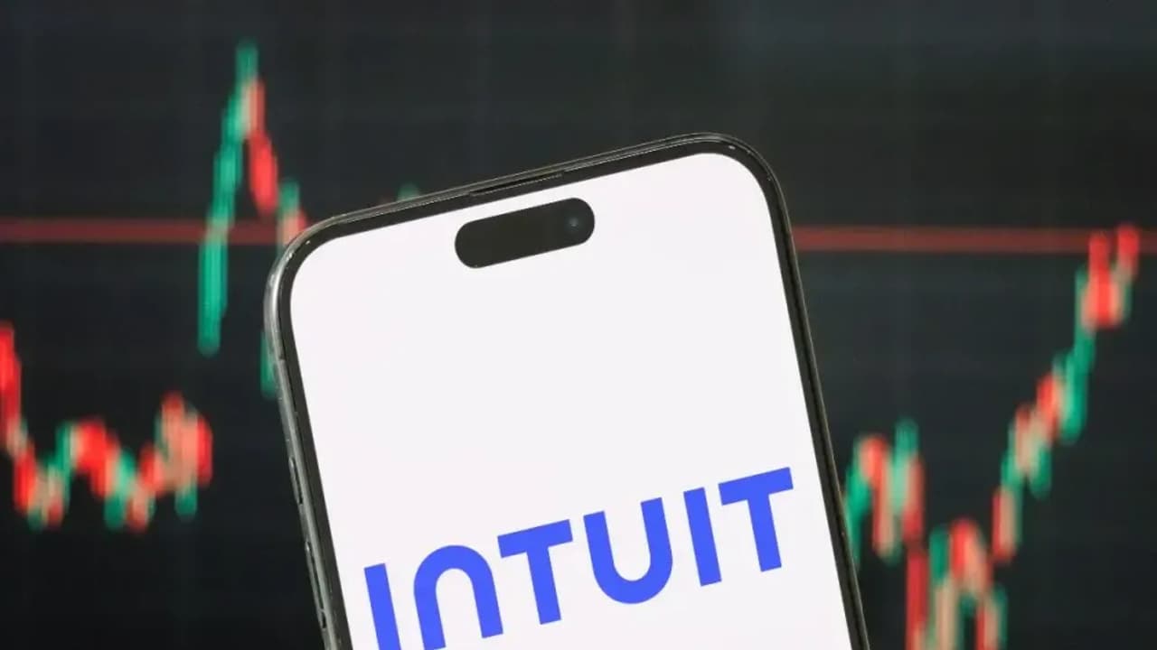 https://stocktwits.com/news articles/markets/equity/intu stock in focus jefferies sees recovery opportunity despite ai fears ahead of earnings/cZYK9l1RJnl https://stocktwits.com/news articles/markets/equity/intu stock in focus jefferies sees recovery opportunity despite ai fears ahead of earnings/cZYK9l1RJnl