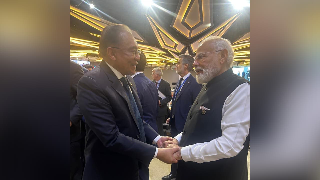 PM Modi with Malaysia PM Anwar Ibrahim (Photo: @narendramodi/X) PM Modi with Malaysia PM Anwar Ibrahim (Photo: @narendramodi/X)