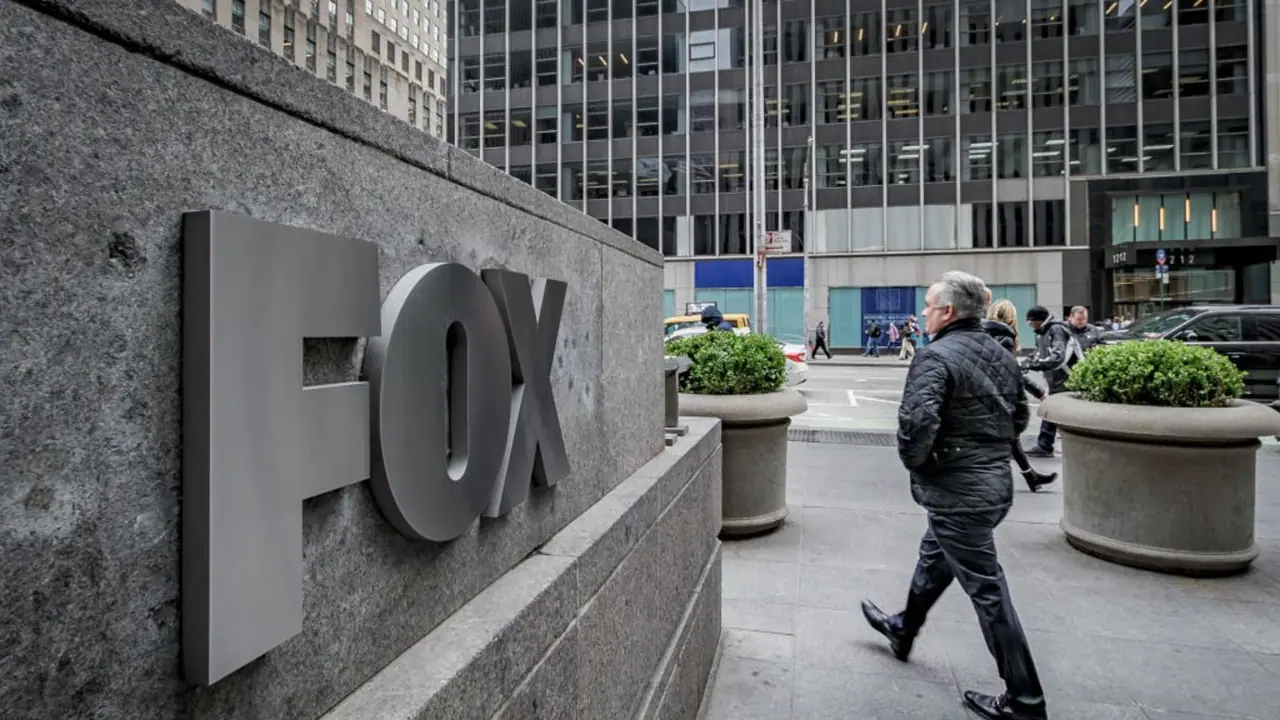 Fox Stock Jumps After Political Ad Spending, Live Sports Coverage Boost Q2 Results: Retail Turns Upbeat Fox Stock Jumps After Political Ad Spending, Live Sports Coverage Boost Q2 Results: Retail Turns Upbeat