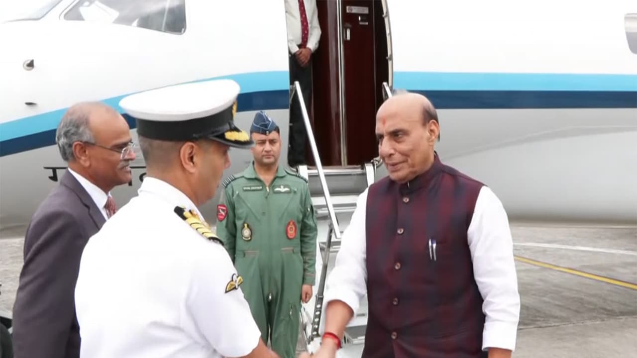 Defence Minister Rajnath Singh departs for Delhi after concluding his engagements at the 13th ASEAN Defence Ministers’ Meeting Plus (ADMM Plus) in Cebu, Philippines (Photo/ANI) Defence Minister Rajnath Singh departs for Delhi after concluding his engagements at the 13th ASEAN Defence Ministers’ Meeting Plus (ADMM Plus) in Cebu, Philippines (Photo/ANI)