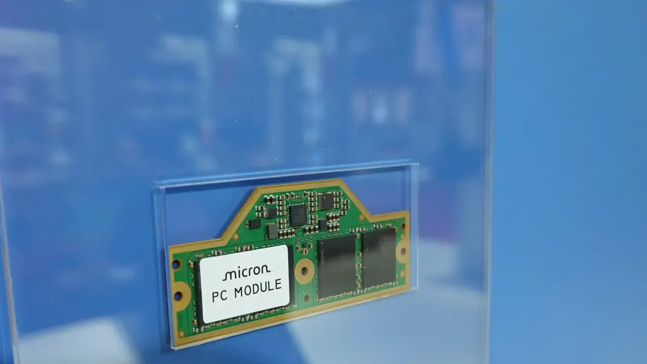 https://stocktwits.com/news articles/markets/equity/mu sndk dram stocks advance premarket samsung reclaims dram lead micron narrows gap with sk hynix/cZo5NPBRJE4 https://stocktwits.com/news articles/markets/equity/mu sndk dram stocks advance premarket samsung reclaims dram lead micron narrows gap with sk hynix/cZo5NPBRJE4