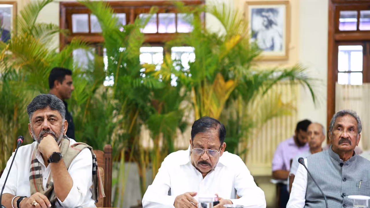 Karnataka Dy CM G Parameshwara chairs meeting under CM DK Shivakumar chairmanship (Photo:X@DrParameshwara) Karnataka Dy CM G Parameshwara chairs meeting under CM DK Shivakumar chairmanship (Photo:X@DrParameshwara)