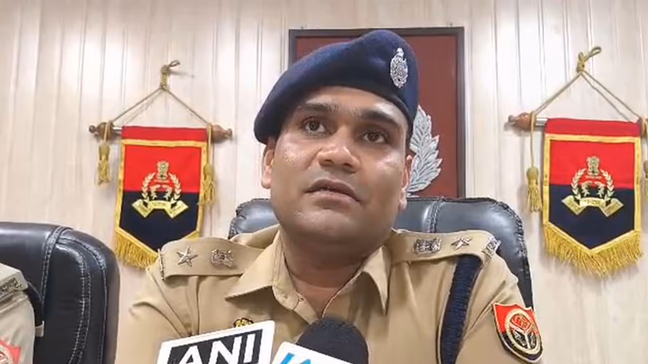 Amroha SP Lakhan Singh (Photo/ANI) Amroha SP Lakhan Singh (Photo/ANI)