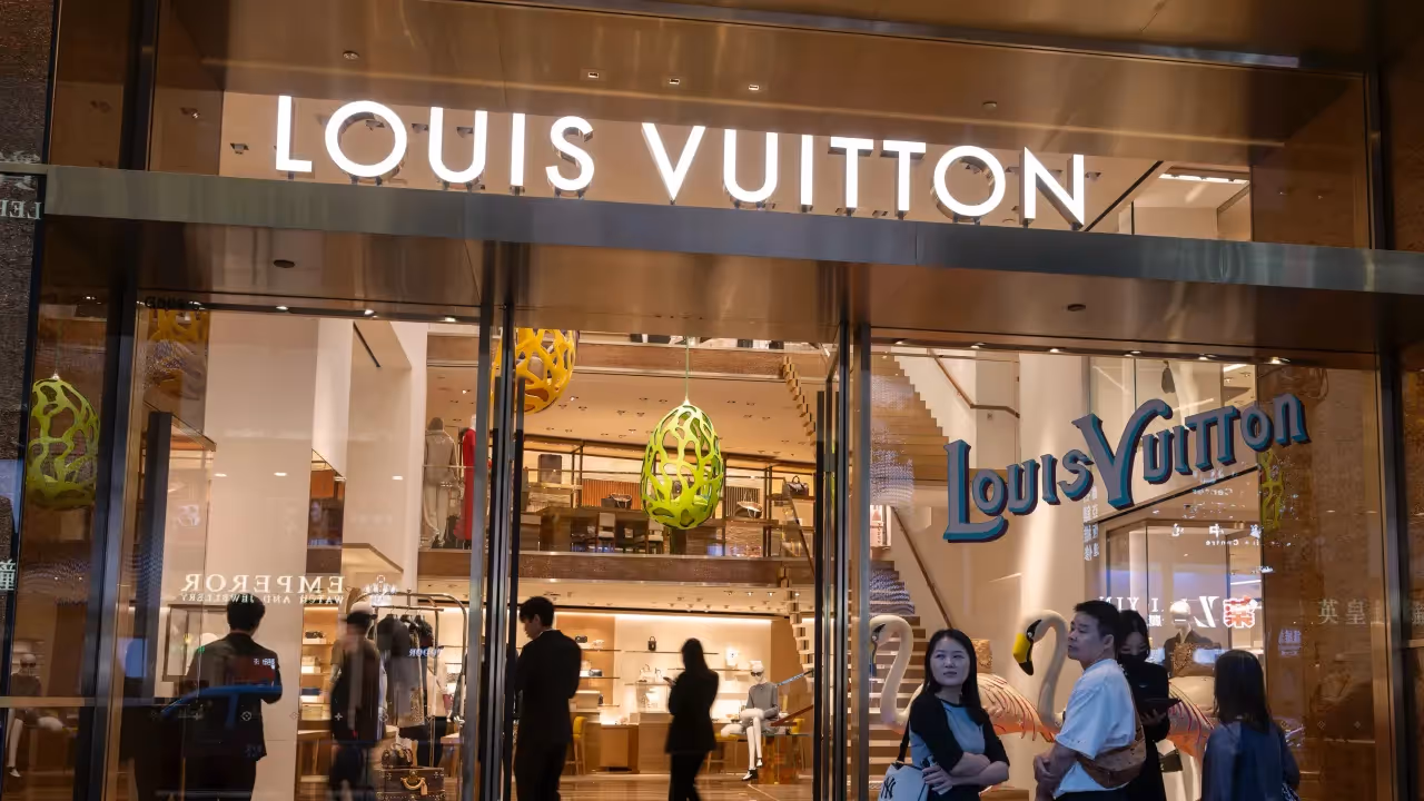 https://stocktwits.com/news articles/markets/equity/hong kong investigates lvmh over data breach targeting citizens data/ch8A3IcR5Ax