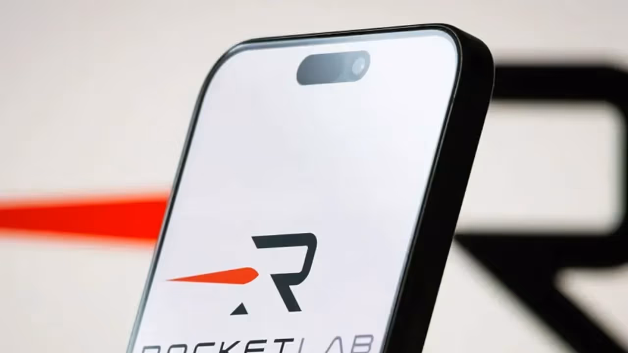 https://stocktwits.com/news articles/markets/equity/why is rocket lab stock rising today/ch6aUsXR3S8