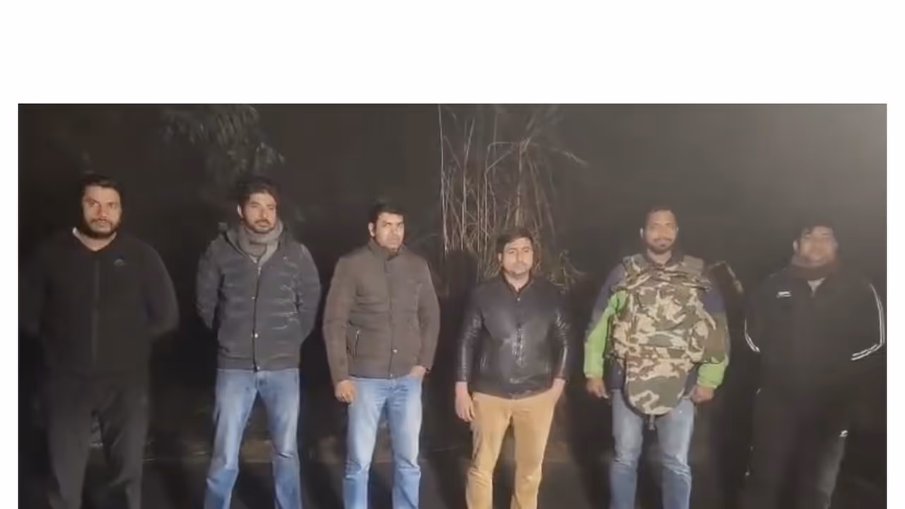 North District Anti Narcotics Team Photo/ANI) North District Anti Narcotics Team Photo/ANI)