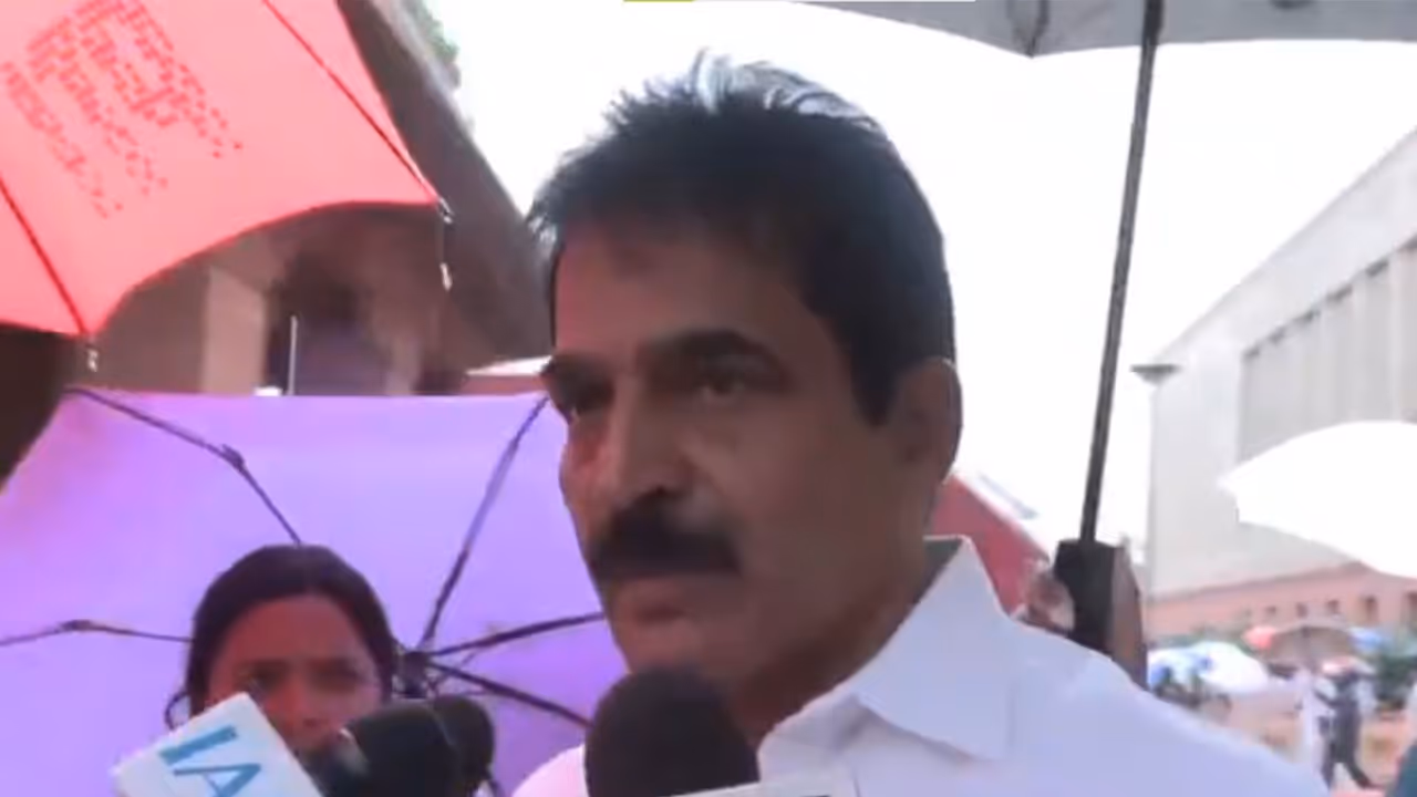 Congress MP KC Venugopal (Photo/ANI) Congress MP KC Venugopal (Photo/ANI)