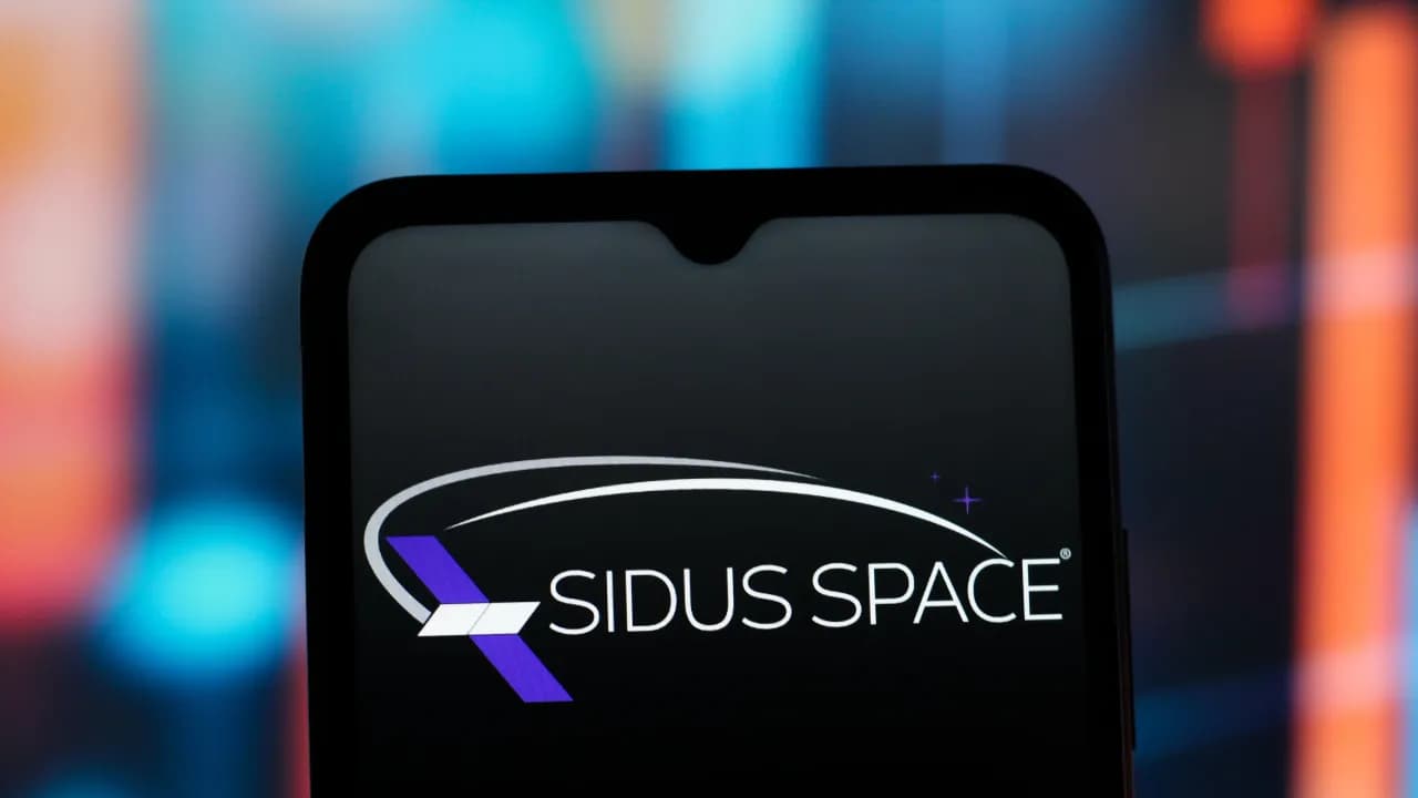 https://stocktwits.com/news articles/markets/equity/sidus space liftoff a tiny defense win sparked a massive rally/cL74x4eREUX https://stocktwits.com/news articles/markets/equity/sidus space liftoff a tiny defense win sparked a massive rally/cL74x4eREUX