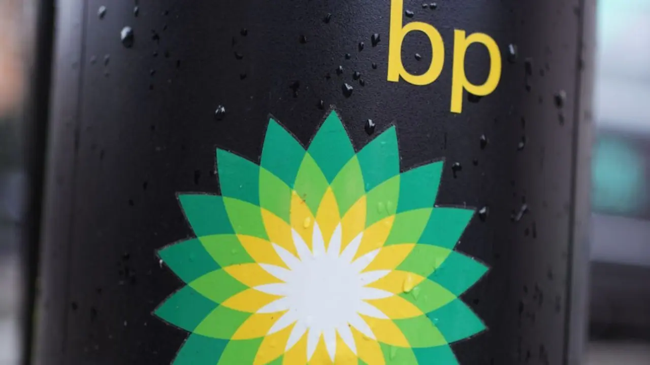 BP Stock In Spotlight After Report Says Elliott To Ramp Up Pressure, Retail Chatter Stays High BP Stock In Spotlight After Report Says Elliott To Ramp Up Pressure, Retail Chatter Stays High