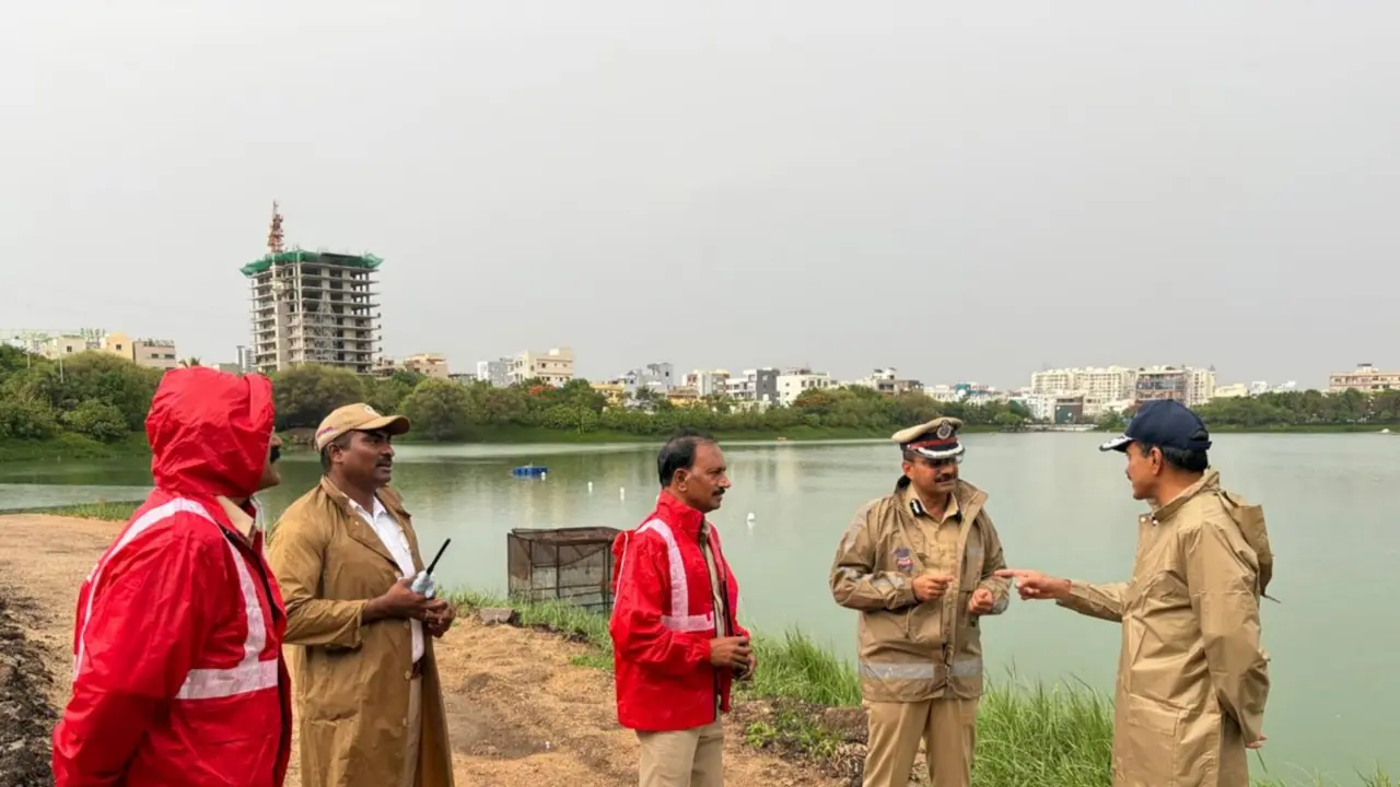 Telangana DGP CV Anand reviews rain affected areas (Photo/Telangana police) Telangana DGP CV Anand reviews rain affected areas (Photo/Telangana police)