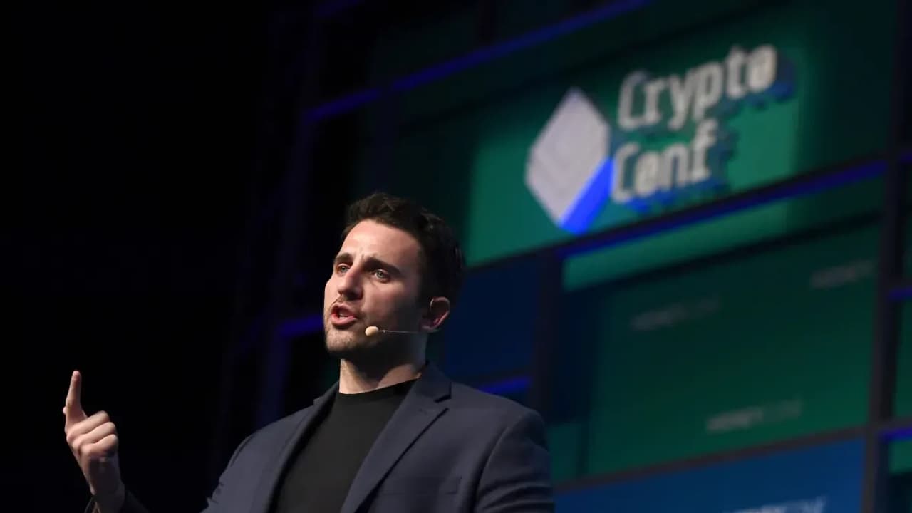 https://stocktwits.com/news articles/markets/equity/anthony pompliano led silvia buys back shares svia stockbelow nav/cZM4cDMRBB2 https://stocktwits.com/news articles/markets/equity/anthony pompliano led silvia buys back shares svia stockbelow nav/cZM4cDMRBB2