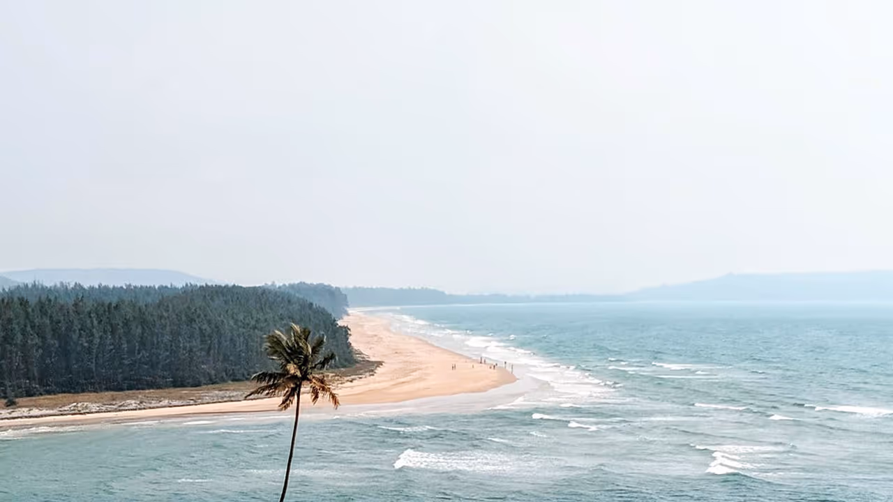 A glimpse of Malgund Beach at Ganpatipule (File Photo/ANI) A glimpse of Malgund Beach at Ganpatipule (File Photo/ANI)
