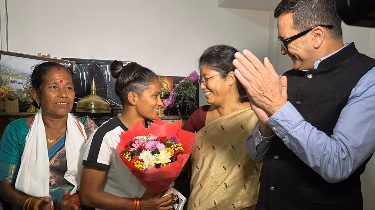 Assam minister Nandita Gorlosa felicitates cricketer Uma Chetry after World Cup 2025 triumph (Photo: X/@CMOfficeAssam) Assam minister Nandita Gorlosa felicitates cricketer Uma Chetry after World Cup 2025 triumph (Photo: X/@CMOfficeAssam)