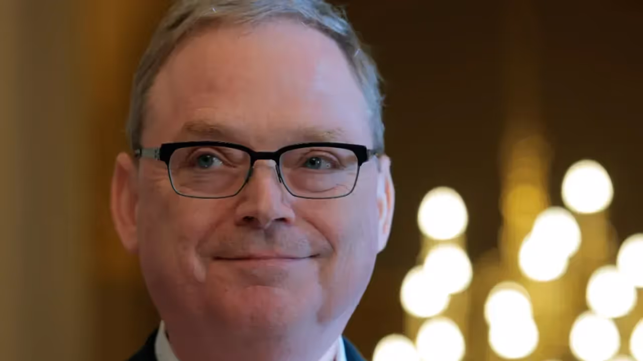 https://stocktwits.com/news articles/markets/equity/kevin hassett jobs report better than expected cpi fed rate hold/cZsD4mfRJw6 https://stocktwits.com/news articles/markets/equity/kevin hassett jobs report better than expected cpi fed rate hold/cZsD4mfRJw6