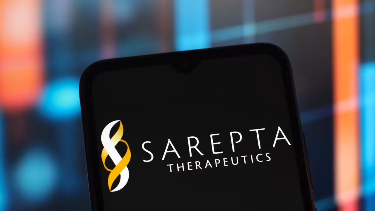 https://stocktwits.com/news articles/markets/equity/fda taking a hard look to at whether sarepta gene therapy elevidys should remain on the market/ch8kDByR5qt https://stocktwits.com/news articles/markets/equity/fda taking a hard look to at whether sarepta gene therapy elevidys should remain on the market/ch8kDByR5qt