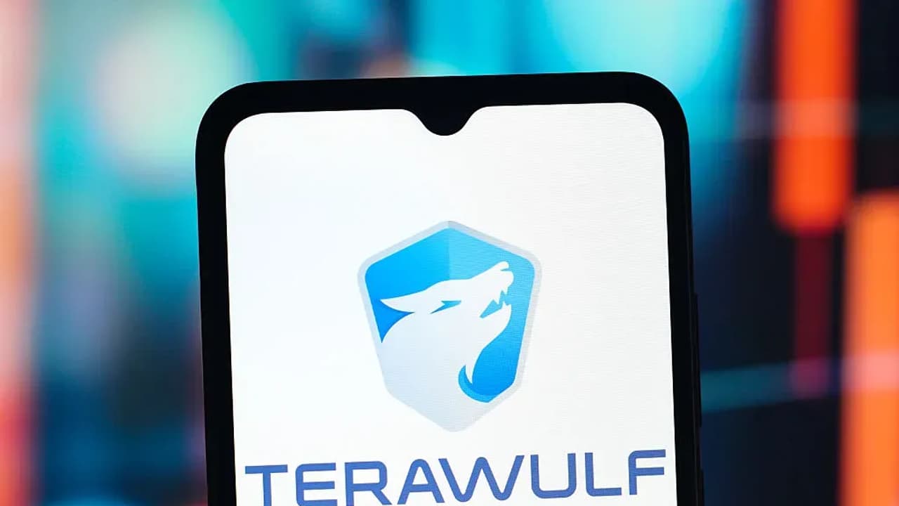 https://stocktwits.com/news articles/markets/equity/wulf ceo terawulf is moving to scaled execution power defines the ai race earnings miss/cZo4AttRJIF https://stocktwits.com/news articles/markets/equity/wulf ceo terawulf is moving to scaled execution power defines the ai race earnings miss/cZo4AttRJIF