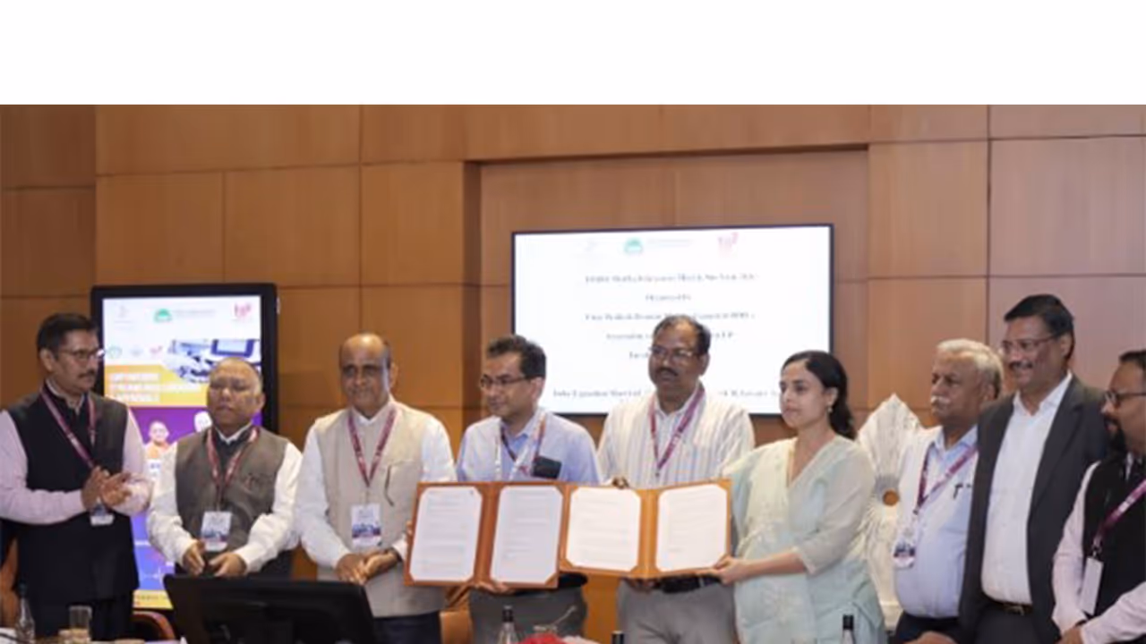 IPC signs MoU with UPPPC to strengthen quality, innovation, and regulatory excellence in healthcare (Photo/PIB) IPC signs MoU with UPPPC to strengthen quality, innovation, and regulatory excellence in healthcare (Photo/PIB)