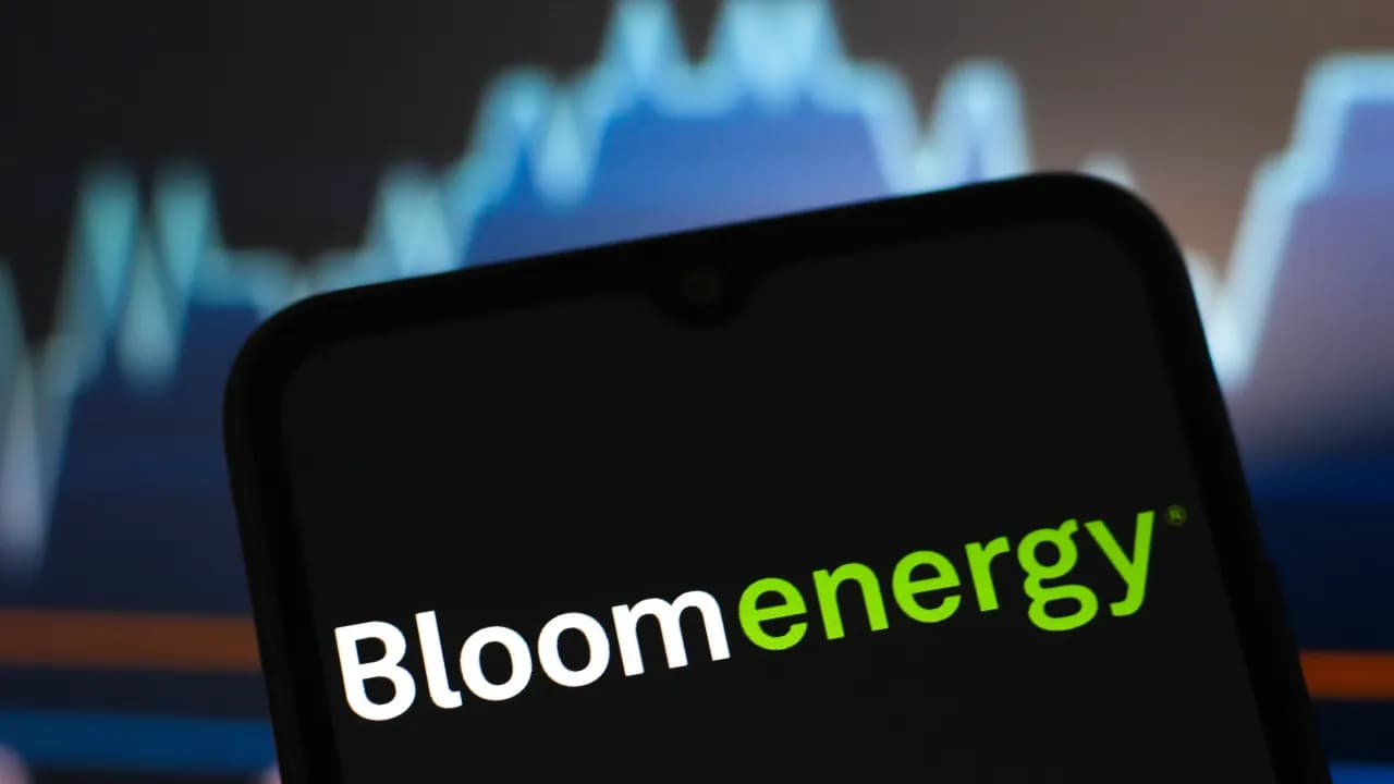 https://stocktwits.com/news articles/markets/equity/be stock surges overnight despite new hunterbrook report challenging fuel cell performance retail shrugs off allegations/cZNEUoKRJ2F https://stocktwits.com/news articles/markets/equity/be stock surges overnight despite new hunterbrook report challenging fuel cell performance retail shrugs off allegations/cZNEUoKRJ2F
