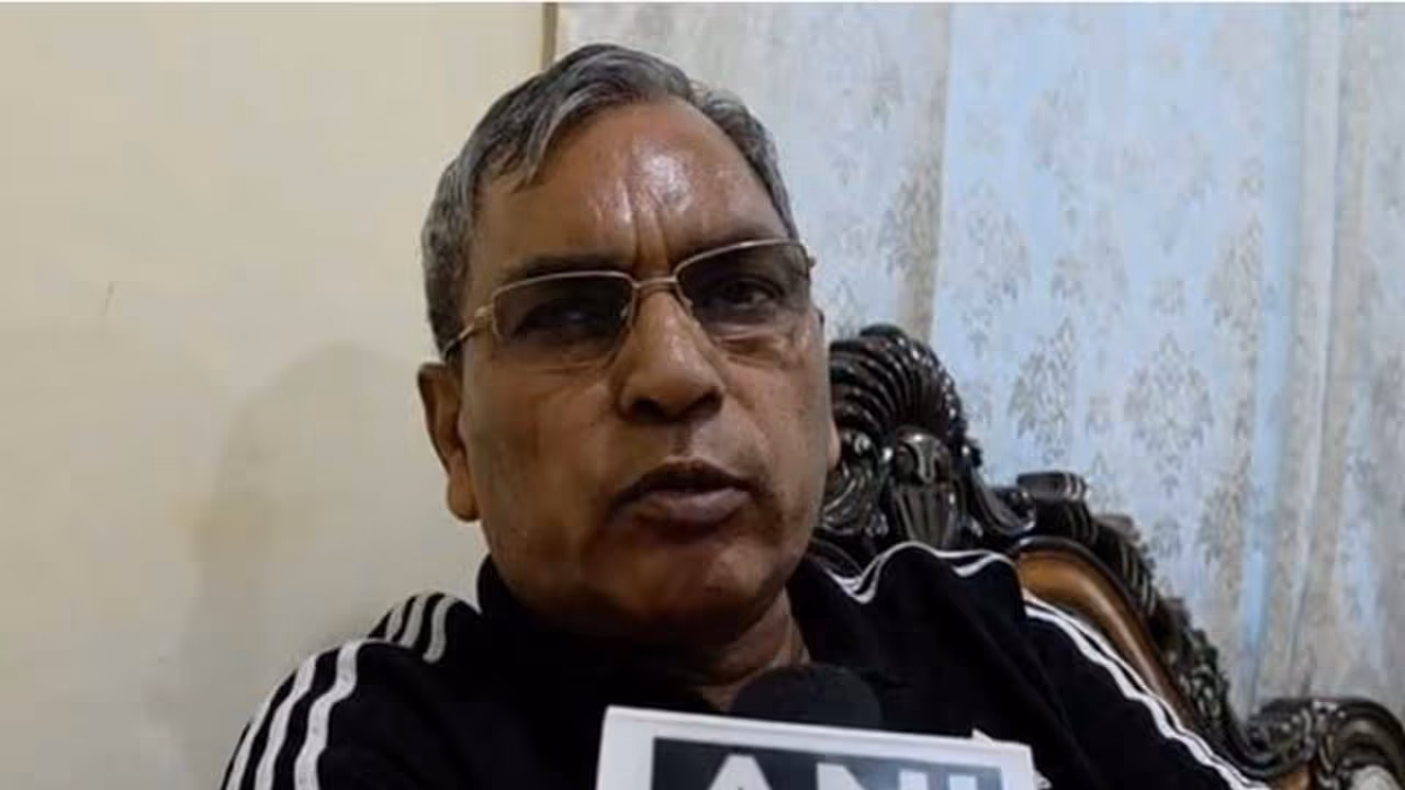 Suheldev Bharatiya Samaj Party (SBSP) chief and Uttar Pradesh Cabinet Minister Om Prakash Rajbhar (Photo/ANI) Suheldev Bharatiya Samaj Party (SBSP) chief and Uttar Pradesh Cabinet Minister Om Prakash Rajbhar (Photo/ANI)