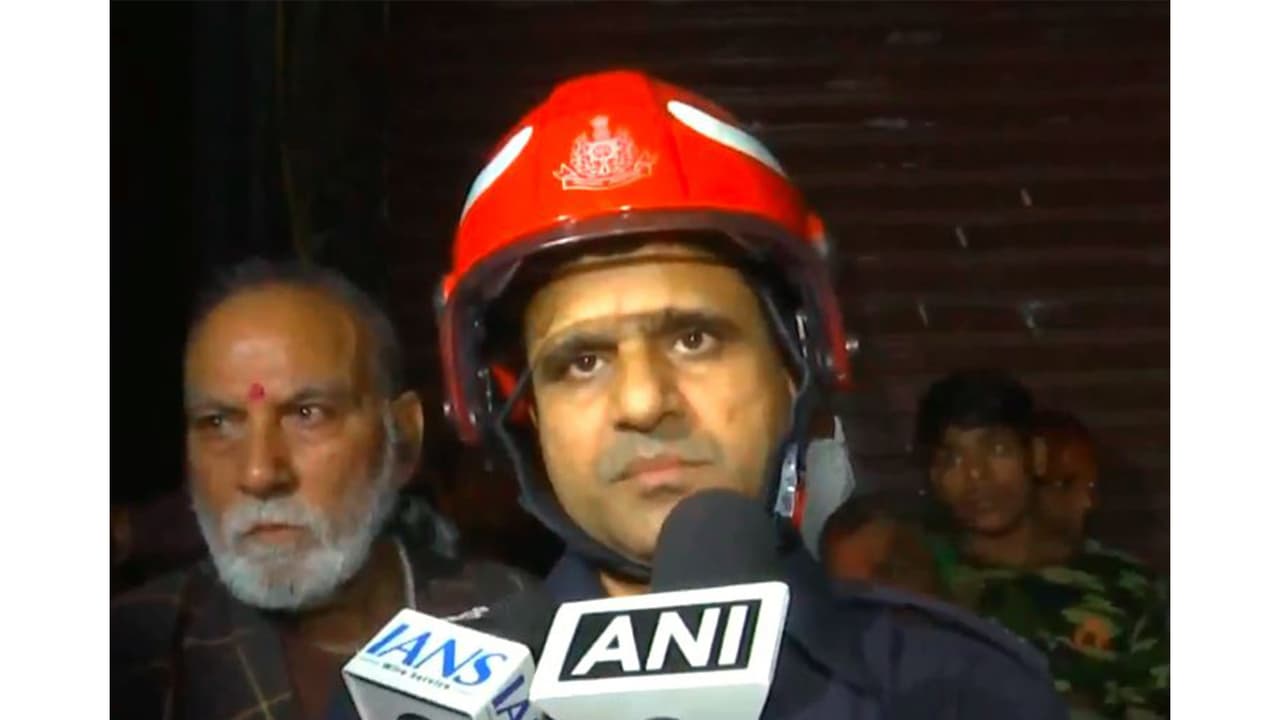 Fire Officer Manish Kumar (Photo/ANI) Fire Officer Manish Kumar (Photo/ANI)