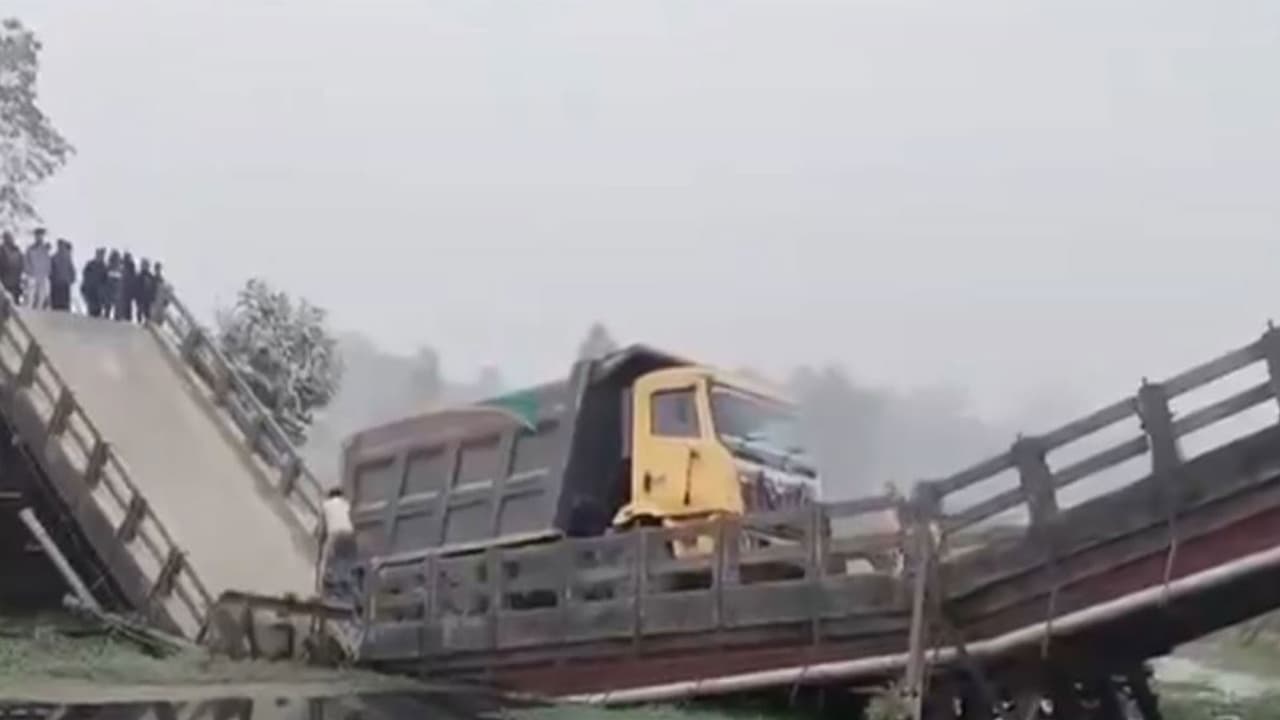 Snapshot of bridge collapse in Cooch Behar (Photo: @BJP4Bengal) Snapshot of bridge collapse in Cooch Behar (Photo: @BJP4Bengal)
