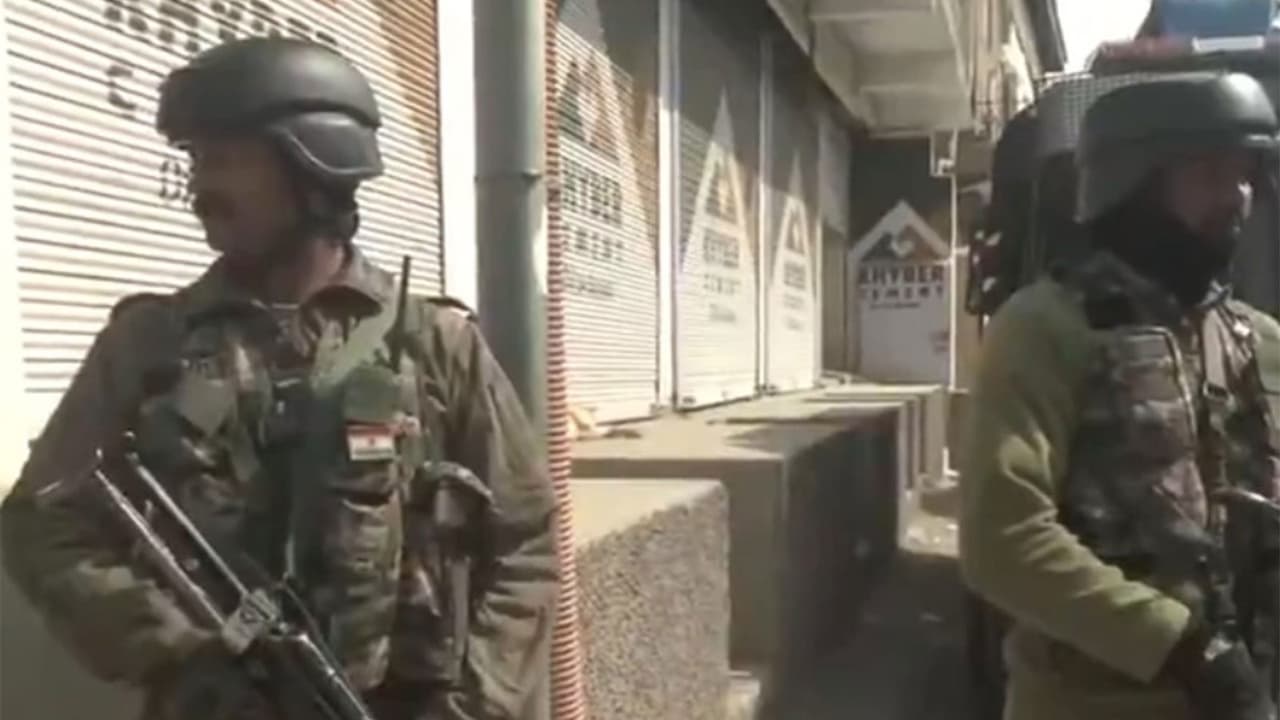 Visual from Nowgam amid ongoing NIA raids (Photo/ANI) Visual from Nowgam amid ongoing NIA raids (Photo/ANI)