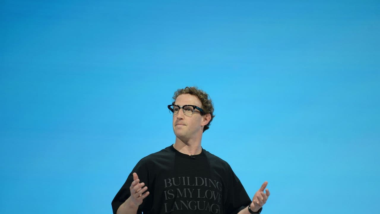 https://stocktwits.com/news articles/markets/equity/meta ceo mark zuckerberg admits ai moved faster than metaverse vision driving strategy shift/cZM7AQARBBs https://stocktwits.com/news articles/markets/equity/meta ceo mark zuckerberg admits ai moved faster than metaverse vision driving strategy shift/cZM7AQARBBs